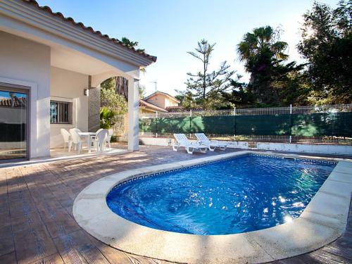 Holiday Home Casa Gaviota XI Riumar