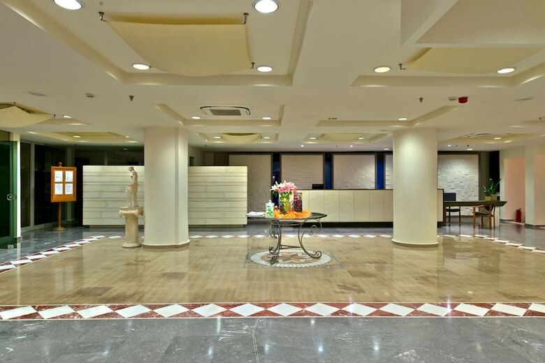 Hotel Minos