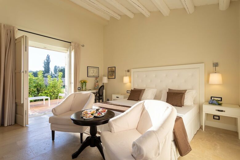Hotel I Monasteri Golf Resort