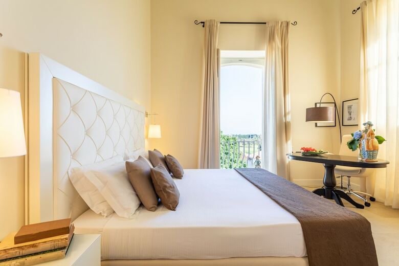 Hotel I Monasteri Golf Resort