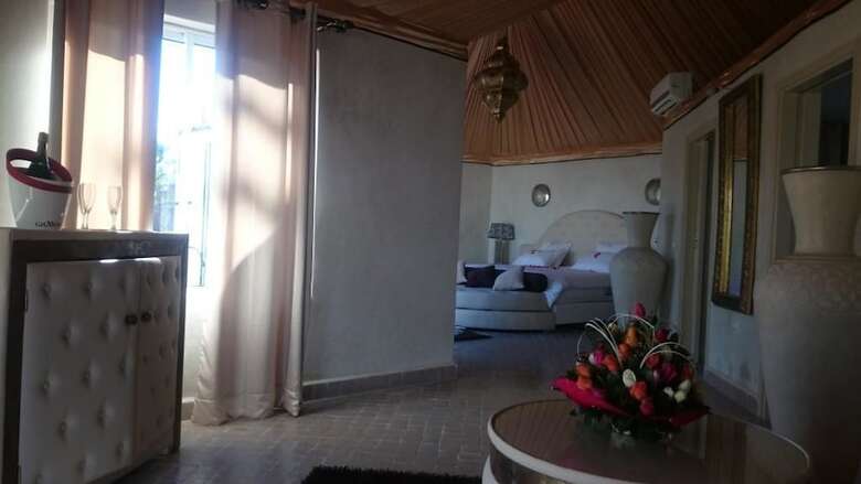 Hostal Eden Lodges