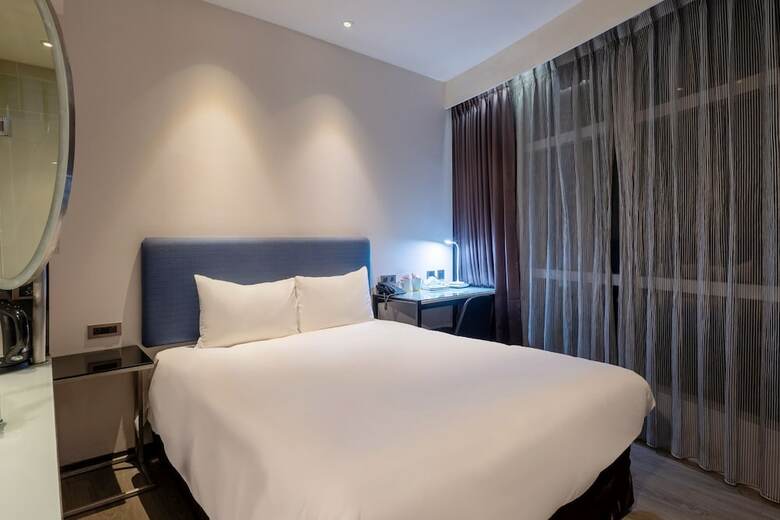 Hotel At Boutique