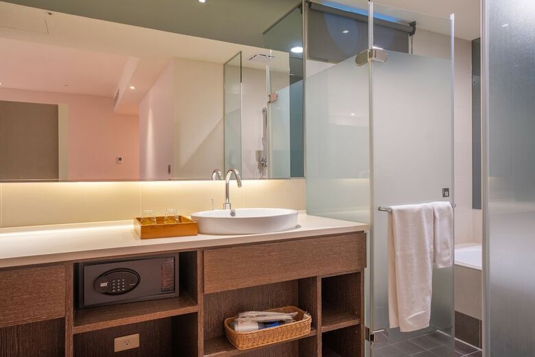 Hotel At Boutique