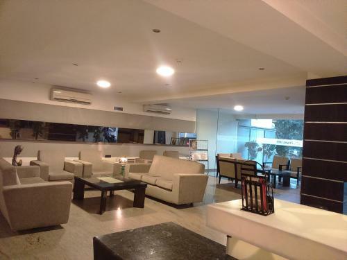 Hotel Shreyans Inn