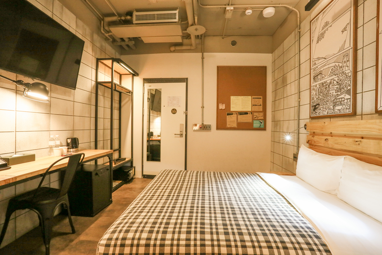 Hotel Papa Whale