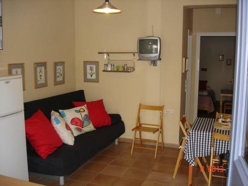 Myrtia Apartments