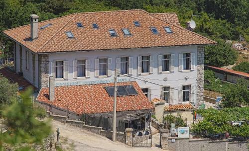 Hostal Pansion Tramontana