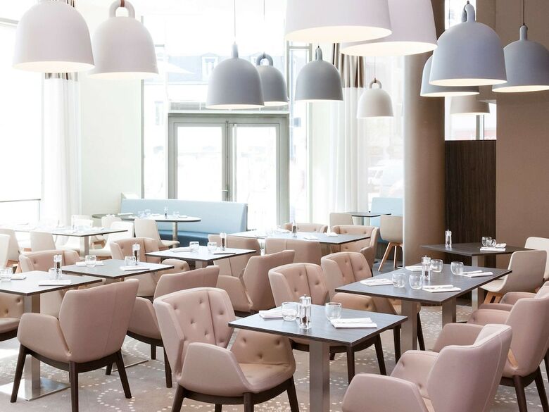 Hotel Novotel Paris Saint Denis Stade Basilique