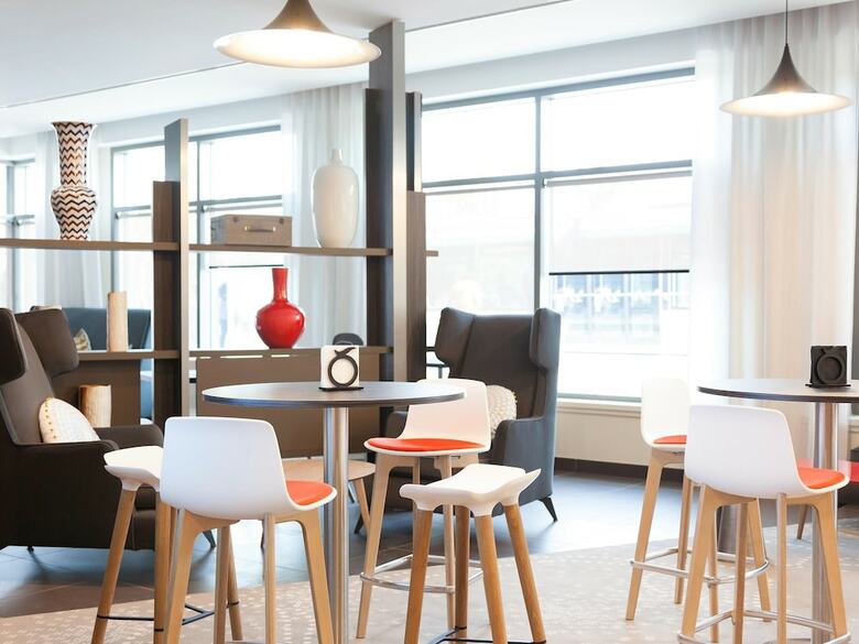 Hotel Novotel Paris Saint Denis Stade Basilique
