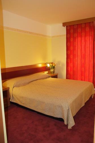 Hotel Vila Emei