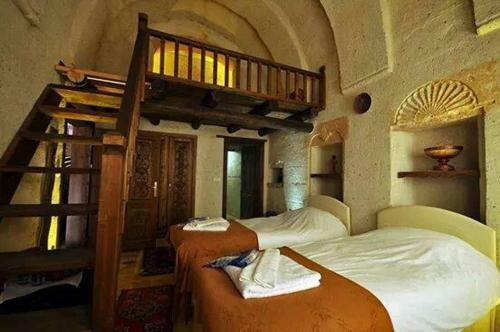 Akman Hotel