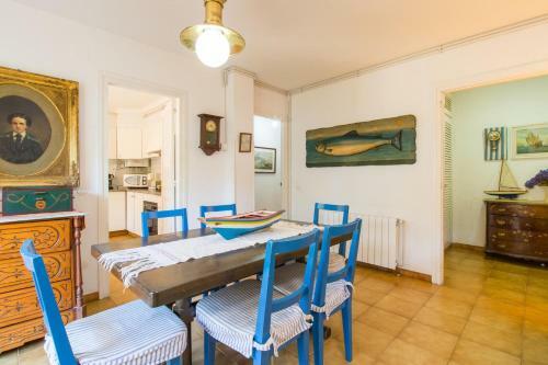 Calella De Palafrugell Apartment Sleeps 6 Pool