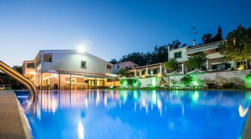 Hotel Paradise Inn