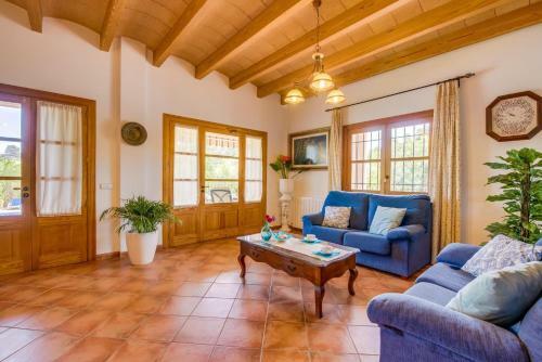 Caimari Villa Sleeps 8 Pool Air Con Wifi