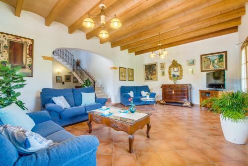 Caimari Villa Sleeps 8 Pool Air Con Wifi