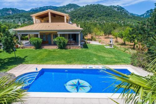 Caimari Villa Sleeps 8 Pool Air Con Wifi