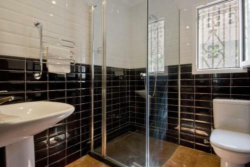 Denia Villa Sleeps 8 Pool Air Con Wifi