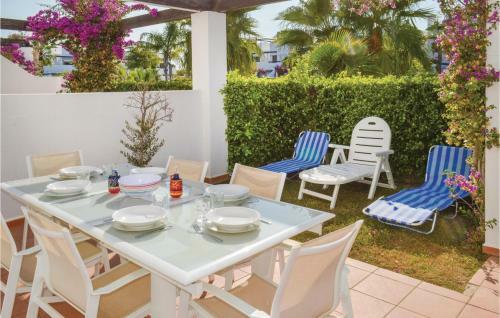 Three-bedroom Apartment In Alhama De Murcia