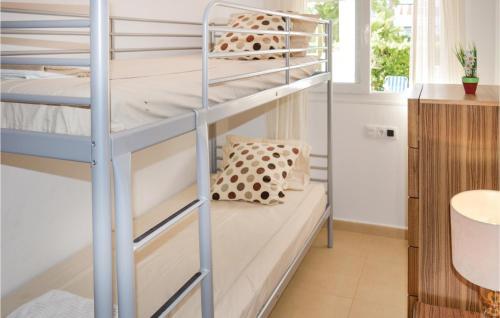 Three-bedroom Apartment In Alhama De Murcia
