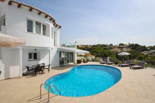 Fanadix Villa Sleeps 8 Pool Air Con Wifi