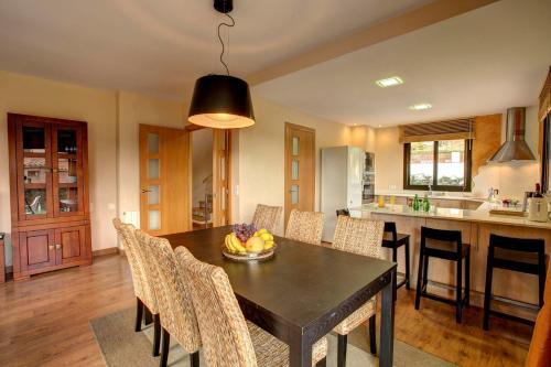 Sant Eloi Villa Sleeps 8 Pool Wifi