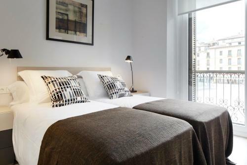 Oteiza Apartment By Feelfree Rentals