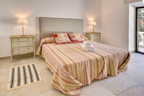 Portocolom Villa Sleeps 6 Pool Air Con Wifi