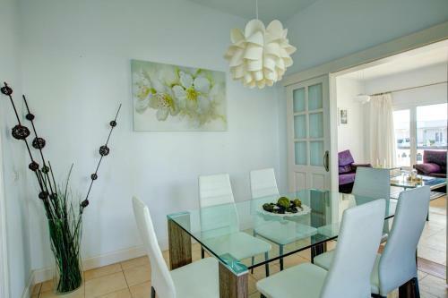 Puerto Calero Villa Sleeps 6 Pool Wifi