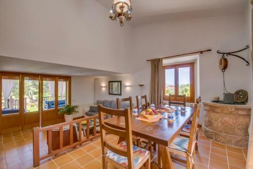 Port De Pollenca Villa Sleeps 6 Pool Air Con Wifi