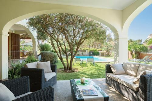 Port De Pollenca Villa Sleeps 6 Pool Air Con Wifi