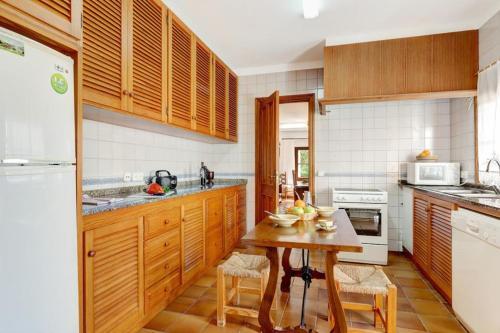 Port De Pollenca Villa Sleeps 6 Pool Air Con Wifi