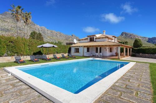 Port De Pollenca Villa Sleeps 6 Pool Air Con Wifi