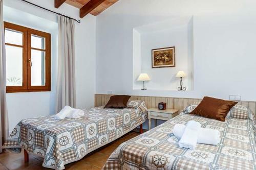 S'horta Villa Sleeps 10 Pool Air Con Wifi