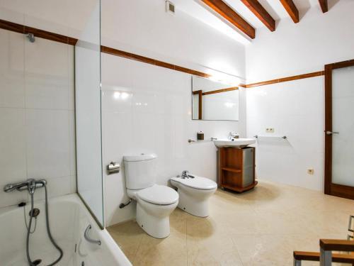 Sprawling Villa With Pool At Sa Pobla Balearic Islands