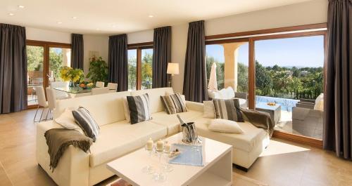 Sa Pobla Villa Sleeps 8 Pool Air Con Wifi