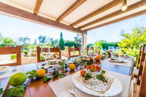 Sa Pobla Villa Sleeps 10 Pool Air Con Wifi
