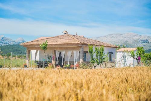 Sa Pobla Villa Sleeps 6 Pool Air Con Wifi