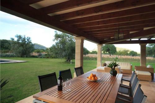 Sa Pobla Villa Sleeps 8 Pool Air Con Wifi