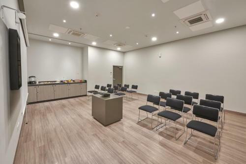 Hotel City Express Junior Leon Centro De Convenciones