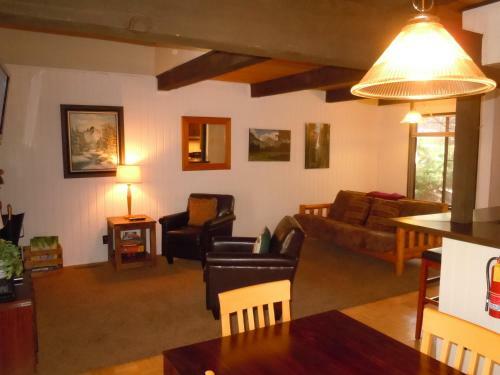 Two-bedroom Standard Unit #53 By Escape For All Seasons