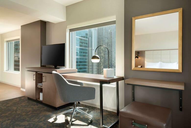 Hotel Hampton By Hilton Chicago Downtown West Loop