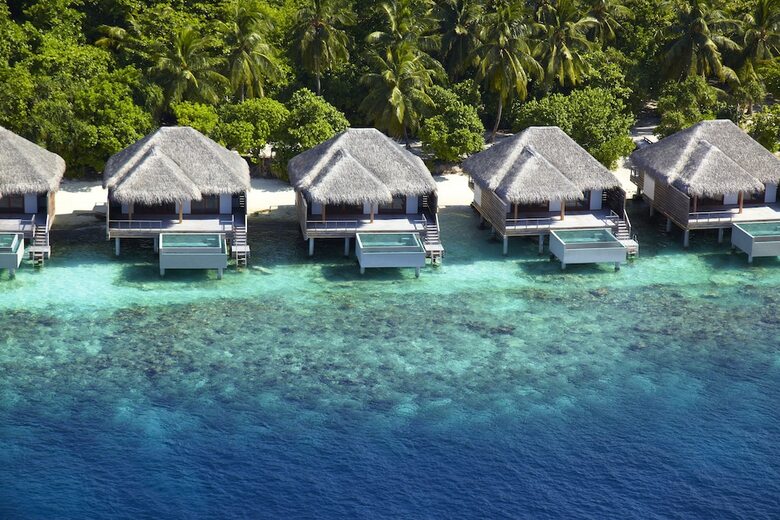 Hotel Dusit Thani Maldives