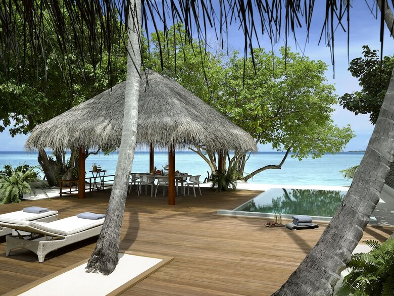 Hotel Dusit Thani Maldives