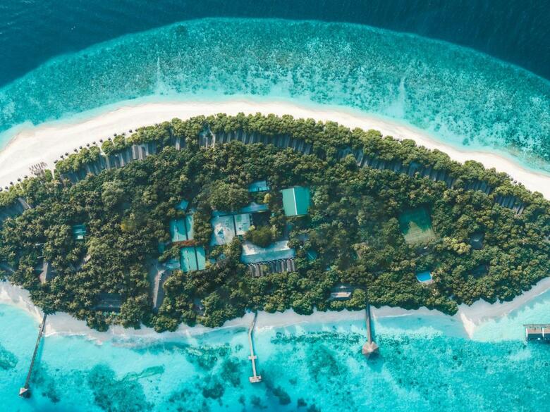 Hotel Reethi Beach Resort