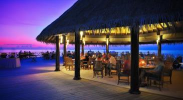 Hotel Bandos Island Resort & Spa