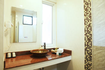 Hotel Pinnacle Koh Tao Dive Resort