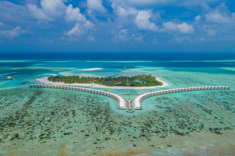 Hotel Cinnamon Hakuraa Huraa Maldives