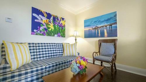 Hotel Inn At Pelican Bay