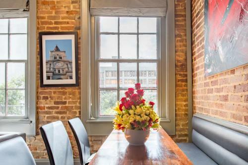Apartamentos The Natchez Vacation Rentals