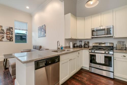 Apartamentos Luxury 2br On Carondelet By Hosteeva